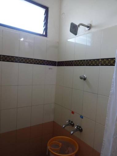 Hotel Sri Sabthagiri