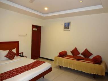 Hotel Sri Sabthagiri
