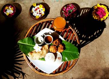 Dharmakanni Tropical Huts