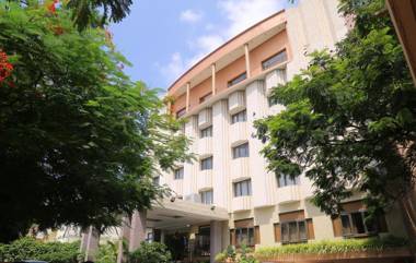 Hotel Surguru