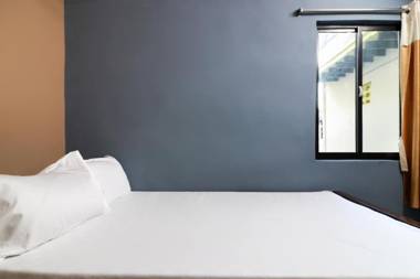 SPOT ON 48342 G House