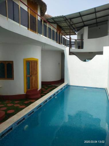 Le Chalet  (Complete Property)