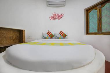 Le Chalet (Complete Property)