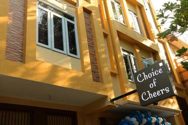 Le Mission Stay White Town