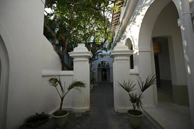 La Cedille - French Heritage House