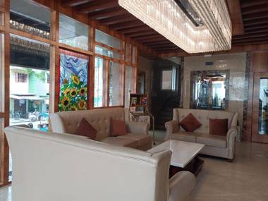 RKN GRAND HOTEL