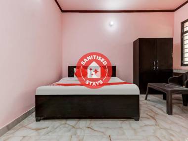 OYO 84027 Balaji Hostel