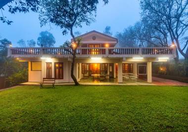 SaffronStays Red Brick House