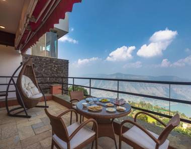 SaffronStays Aurelia