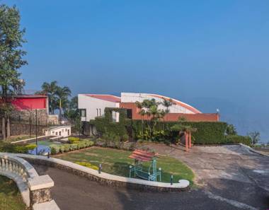 SaffronStays Aurelia