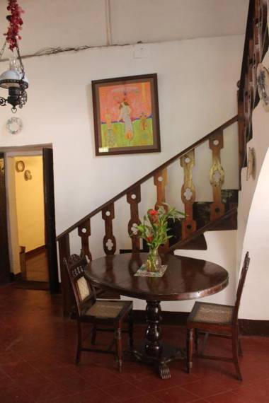 Hotel Bougainvillea Granpa's Inn