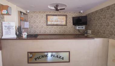 Picnic Plaza By WB Inn Goa