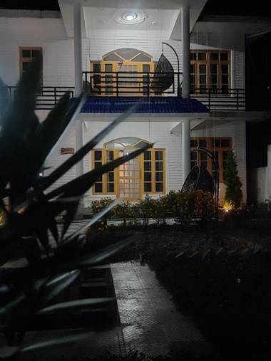 La Maison - A Boutique Bed and Breakfast