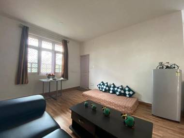 Tim Tim's Cottage Bir