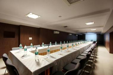 Airport Hotel The Class - A Unit of Lohia Group of Hotels