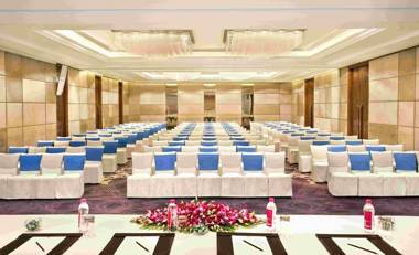 Holiday Inn New Delhi Mayur Vihar Noida an IHG Hotel