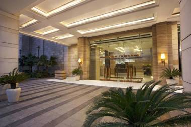 Crowne Plaza New Delhi Mayur Vihar Noida an IHG Hotel