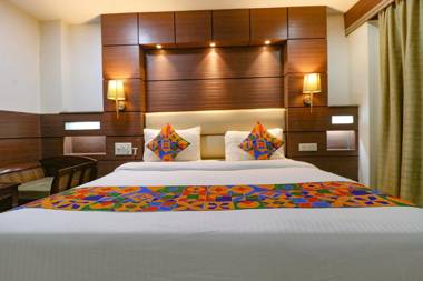 FabHotel Admire Suites