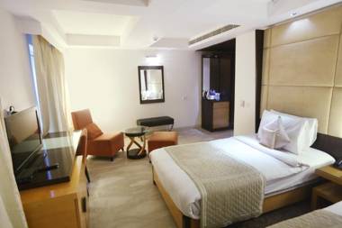 Venizia Sarovar Portico