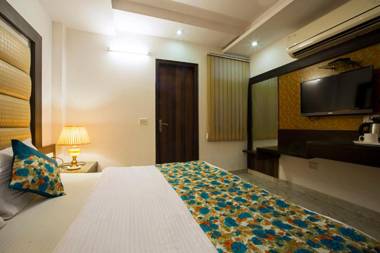 Hotel Shri Vinayak at New Delhi Railway Station-By RCG Hotels