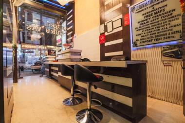 Hotel Guruvas Inn "Vaccinated Staff"