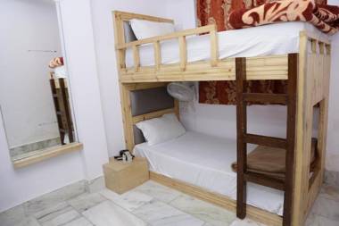 Kuldeep Friends Hostel- New Delhi Train Station