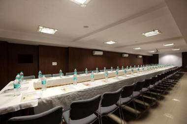 Airport Hotel Waves Mahipalpur