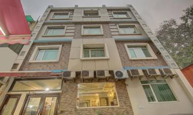 Treebo Trend Rockwell Plaza Karol Bagh