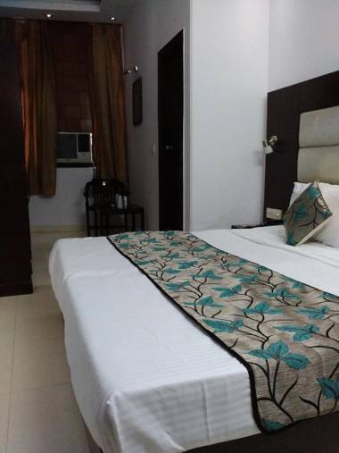 Hotel Sarthak Palace