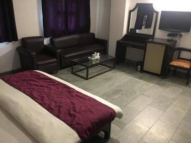 Hotel Sarthak Palace