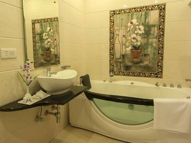 Dewdrop Intercity Hotel