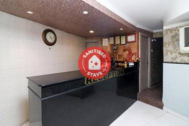 OYO 24947 Hotel Metro Tower