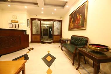 Hotel Ambica Palace AIIMS New Delhi - Couple Friendly Local ID Accepted