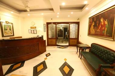 Hotel Ambica Palace AIIMS New Delhi - Couple Friendly Local ID Accepted