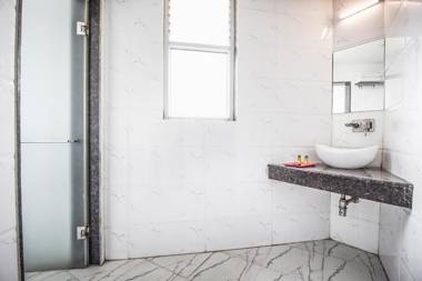 FabHotel Star Delhi Airport