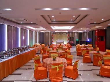 Hotel Saket 27