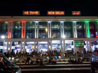 HOTEL DELHI 55 @ NEW DELHI RAILWAY STATION