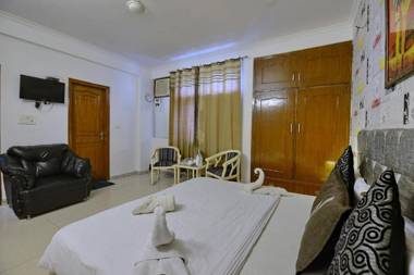 Silver Leaf Noida Hotel