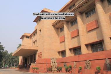 OYO 6886 Hotel Gold Palace