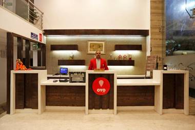 Collection O 8479 Hotel Ambience