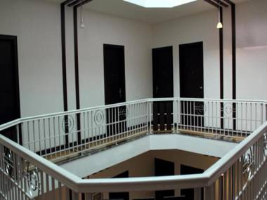 Stately Suites - Mg Road