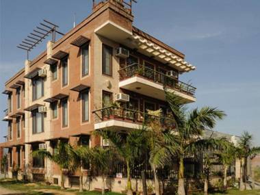 Redbrick Villa