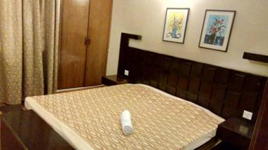 Woodpecker Apartments Hauz khas