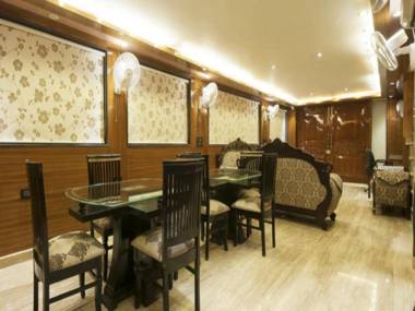 Hotel Wood Castle Grand