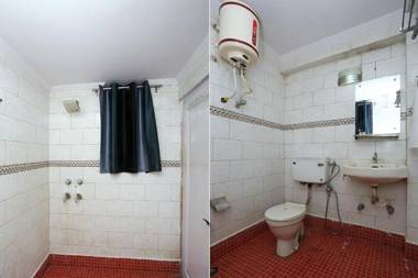 OYO Flagship 2407 Hotel Gera's M1