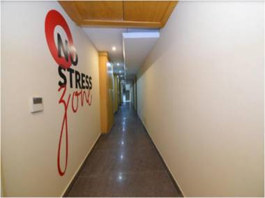 Hotel New Delhi International "Couple Friendly"