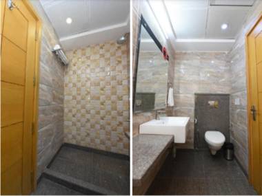 Hotel New Delhi International "Couple Friendly"