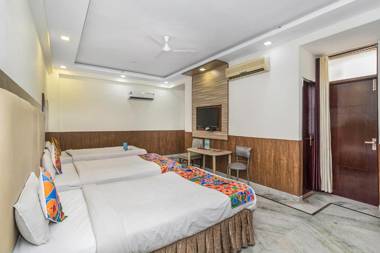 FabHotel Jindal Palace