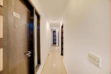 FabHotel Exotica Greenpark - Fully Vaccinated Staff