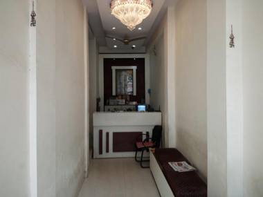 SPOT ON 39899 Shyam Palace